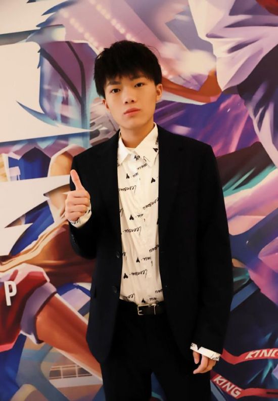 射击手游挑战MOBA市场，玩家热情高涨